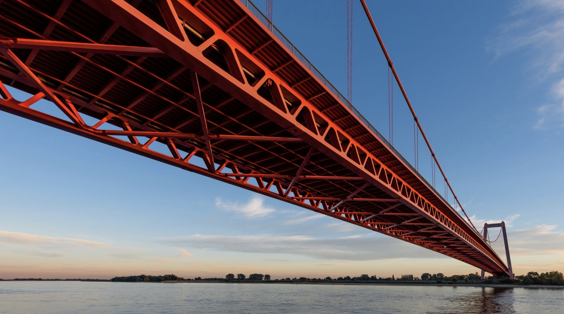 Breaker 1: Emmericher Brücke | Orthopädiepraxis Emmerich am Rhein